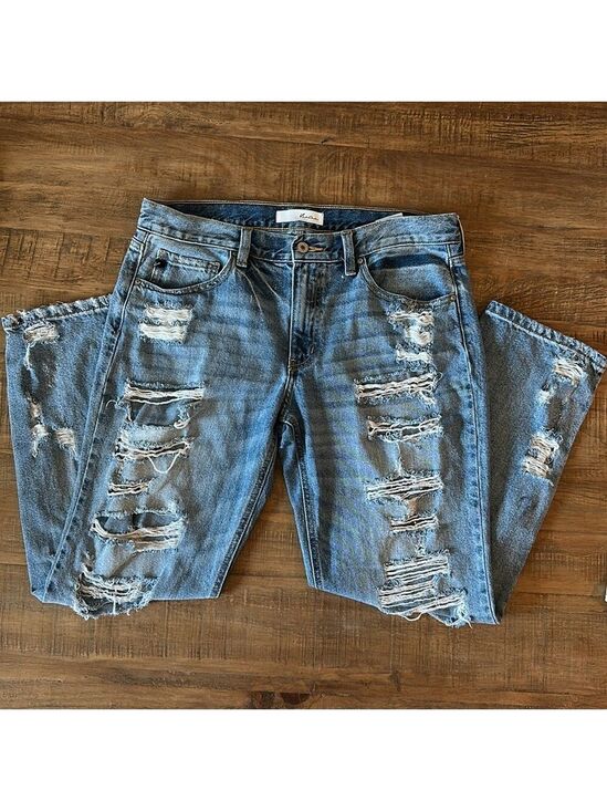 KanCan Denim - KanCan Light Blue Estilo Jeans Distressed Size 13/30 but inseam measures 28”